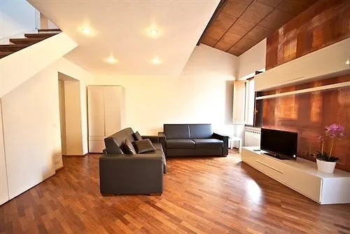 Apartment Purple Home Fandango Rome Italy